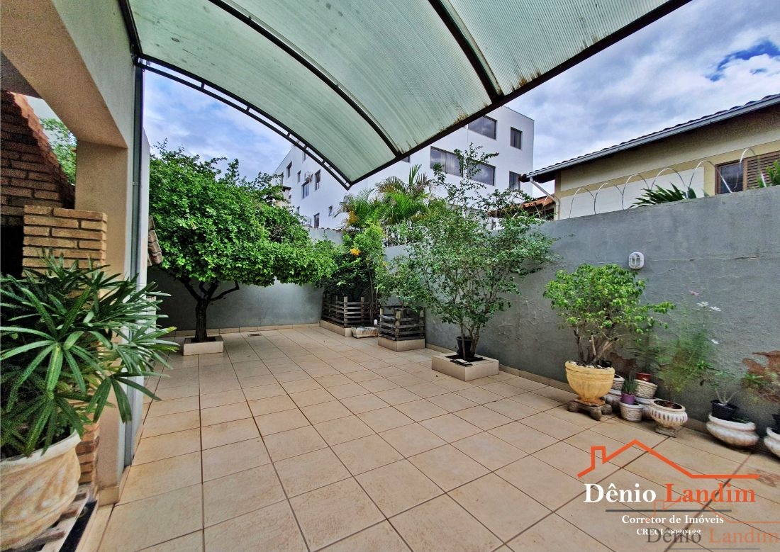 Casa à venda com 6 quartos, 343m² - Foto 21