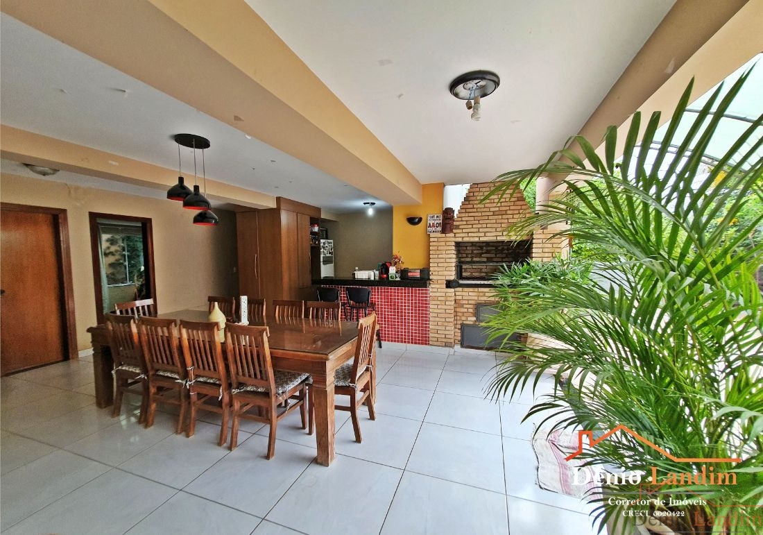 Casa à venda com 6 quartos, 343m² - Foto 17